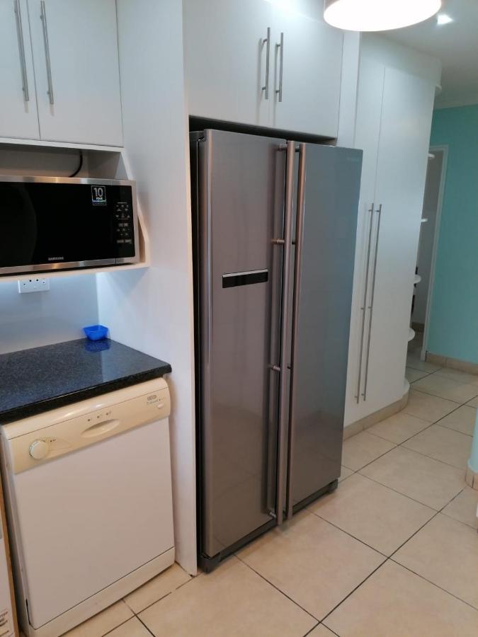 307 Bermudas - By Stay In Umhlanga Rocks Esterno foto